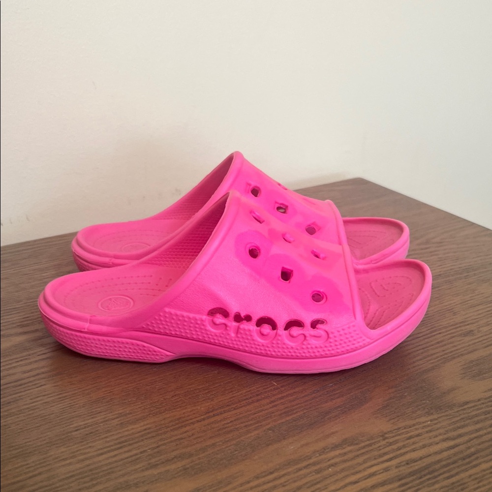 CROCS Kids Bright Pink Slide Sandals Size 12-13